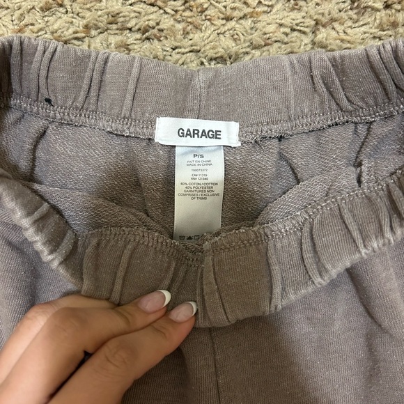 Garage Comfy Shorts - Picture 3 of 3